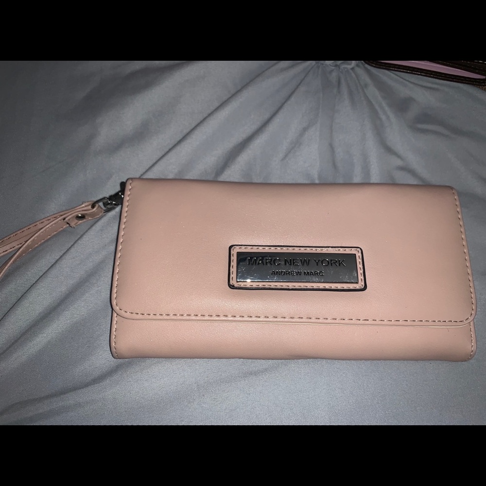Andrew Marc New York Wallet